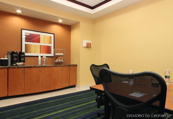 Fairfield Inn & Suites Woodbridge Avenel Üzleti fotó